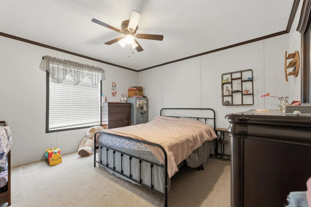 1401 Juniper Court Columbus Township, MI 48063
