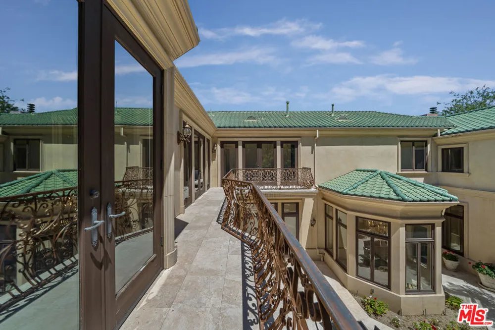 1700 Green Acres Drive Beverly Hills, CA 90210