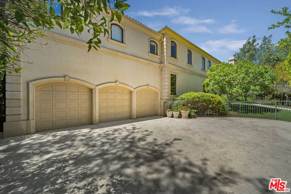 1700 Green Acres Drive Beverly Hills, CA 90210