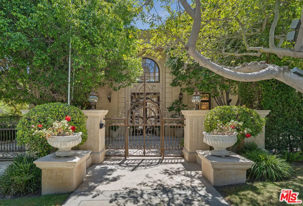 1700 Green Acres Drive Beverly Hills, CA 90210