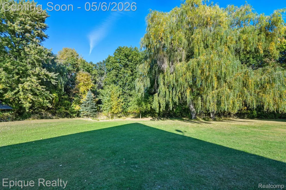 8150 Runyan Lake Road Fenton City, MI 48430