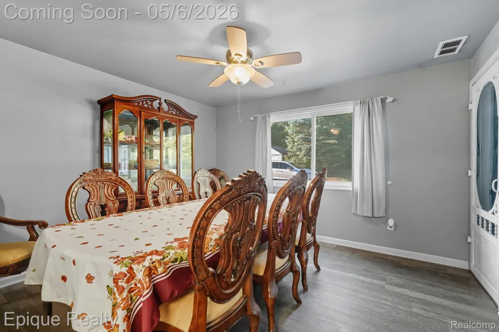 8150 Runyan Lake Road Fenton City, MI 48430