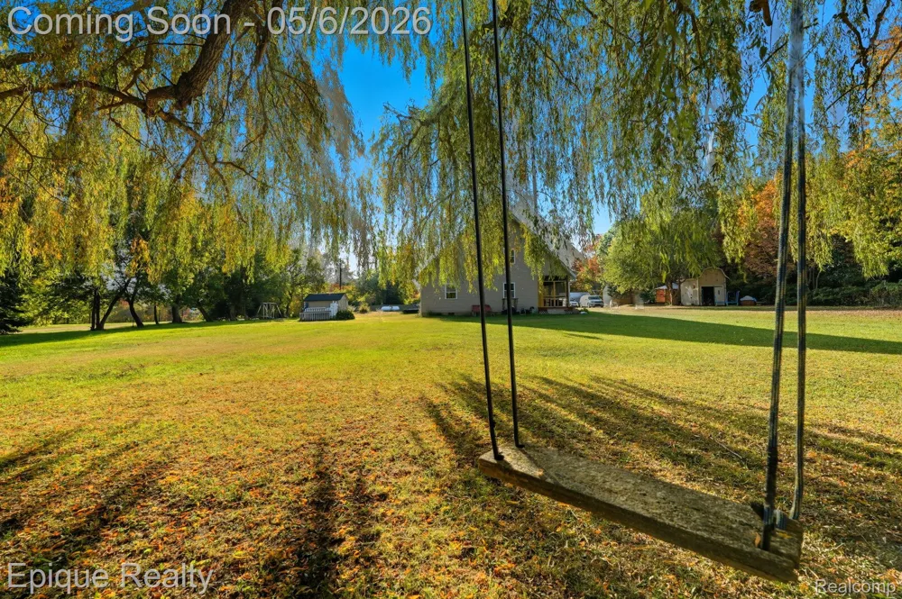 8150 Runyan Lake Road Fenton City, MI 48430