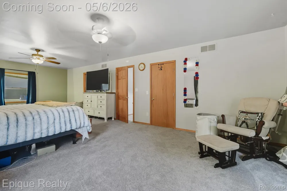 8150 Runyan Lake Road Fenton City, MI 48430