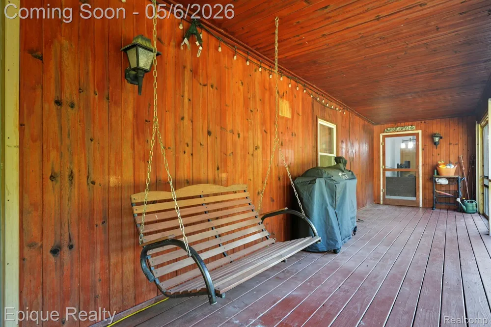8150 Runyan Lake Road Fenton City, MI 48430