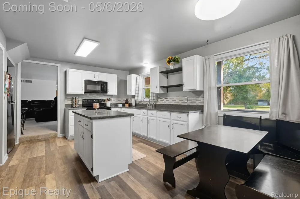 8150 Runyan Lake Road Fenton City, MI 48430