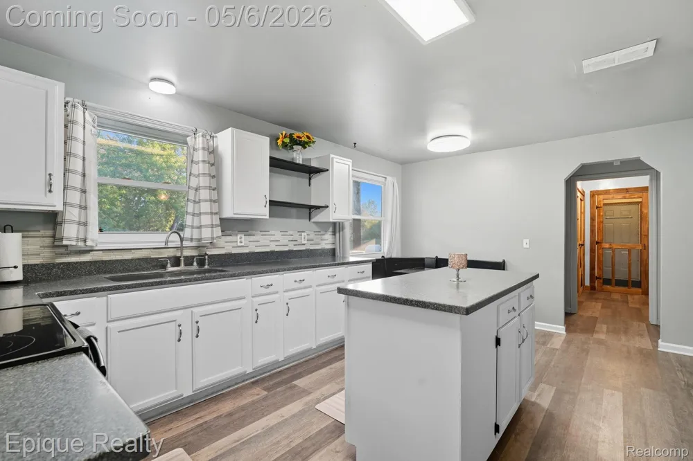 8150 Runyan Lake Road Fenton City, MI 48430