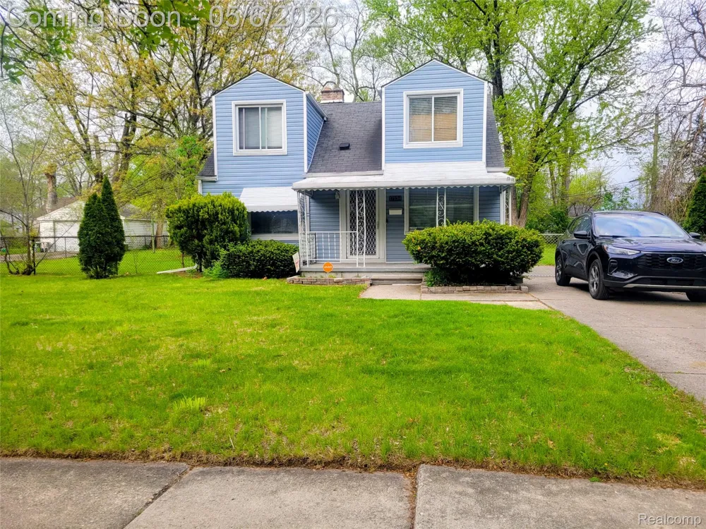 17134 Brady Redford Charter Township, MI 48240