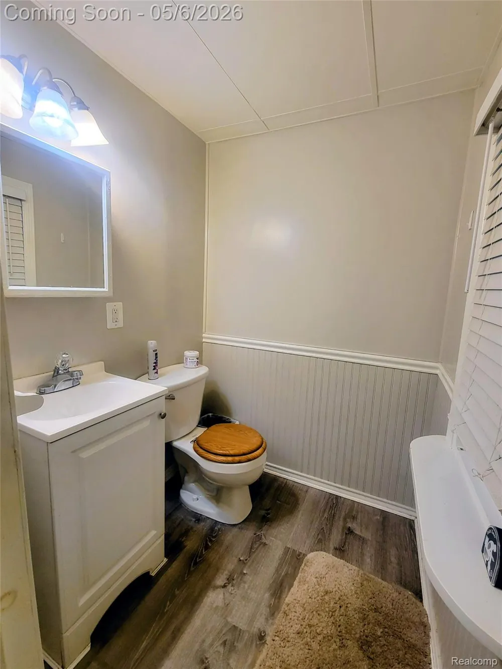 17134 Brady Redford Charter Township, MI 48240