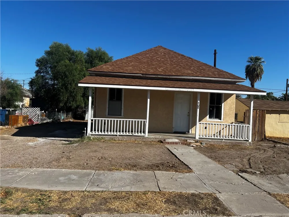 408 Bazoobuth Needles, CA 92363