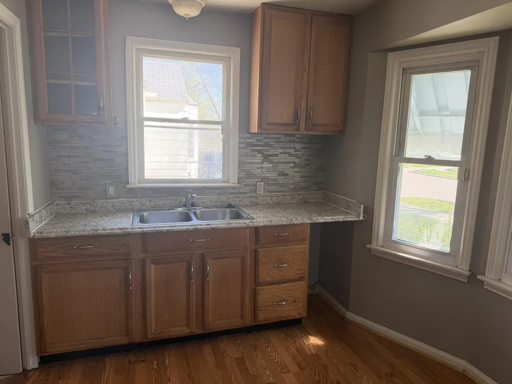 19421 Elkhart Street Harper Woods City, MI 48225