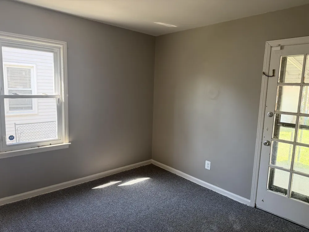 19421 Elkhart Street Harper Woods City, MI 48225