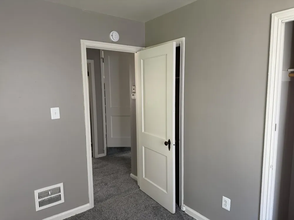 19421 Elkhart Street Harper Woods City, MI 48225