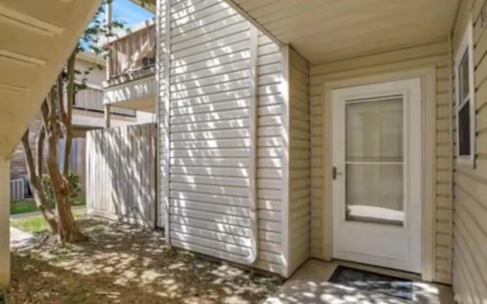 7600 Emmett F Lowry Expressway #313 Texas City, TX 77591