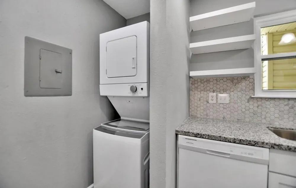 7600 Emmett F Lowry Expressway #313 Texas City, TX 77591