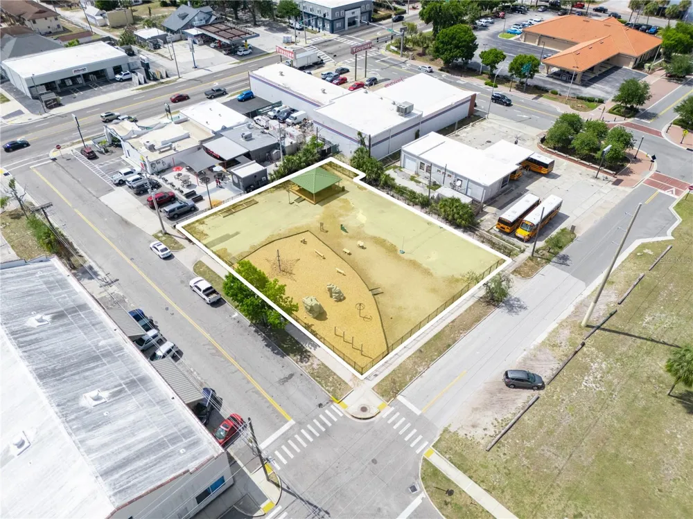 165 5TH STREET SW Winter Haven, FL 33880