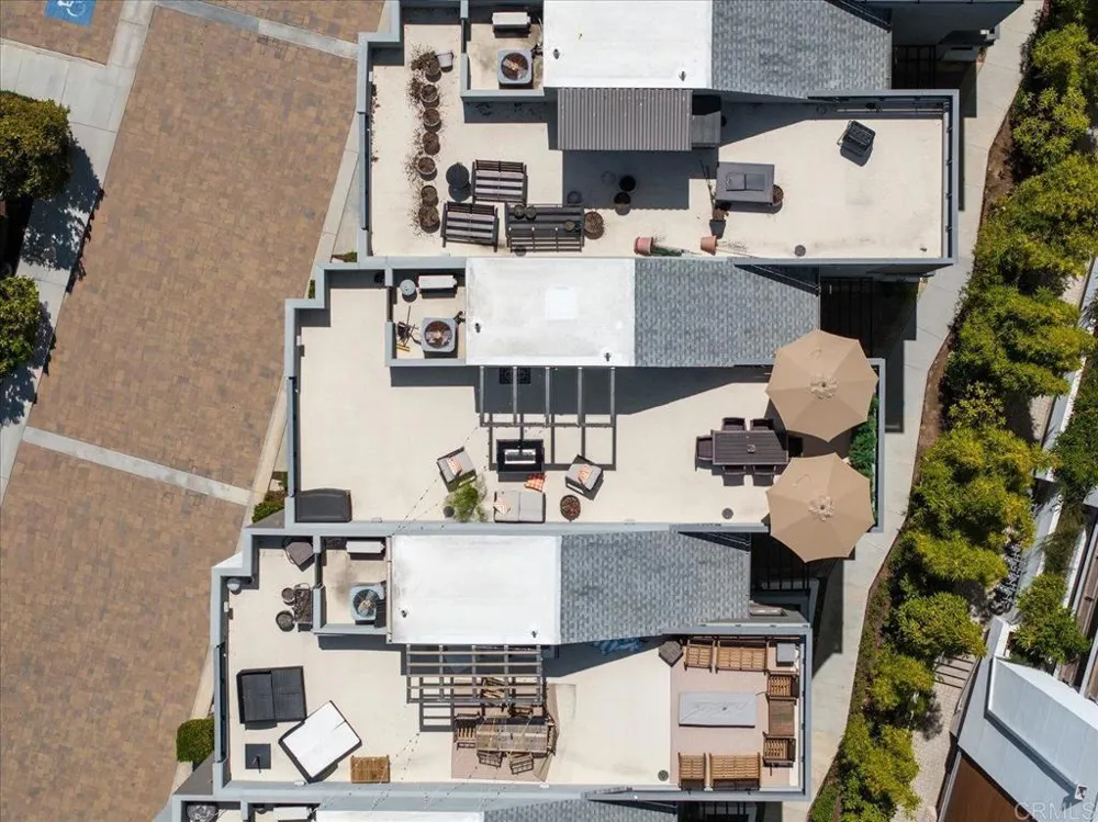 2511 State Street Carlsbad, CA 92008
