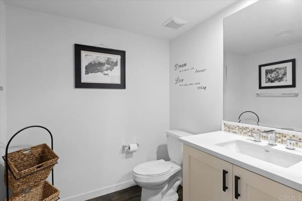 2511 State Street Carlsbad, CA 92008