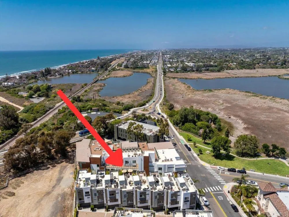 2511 State Street Carlsbad, CA 92008