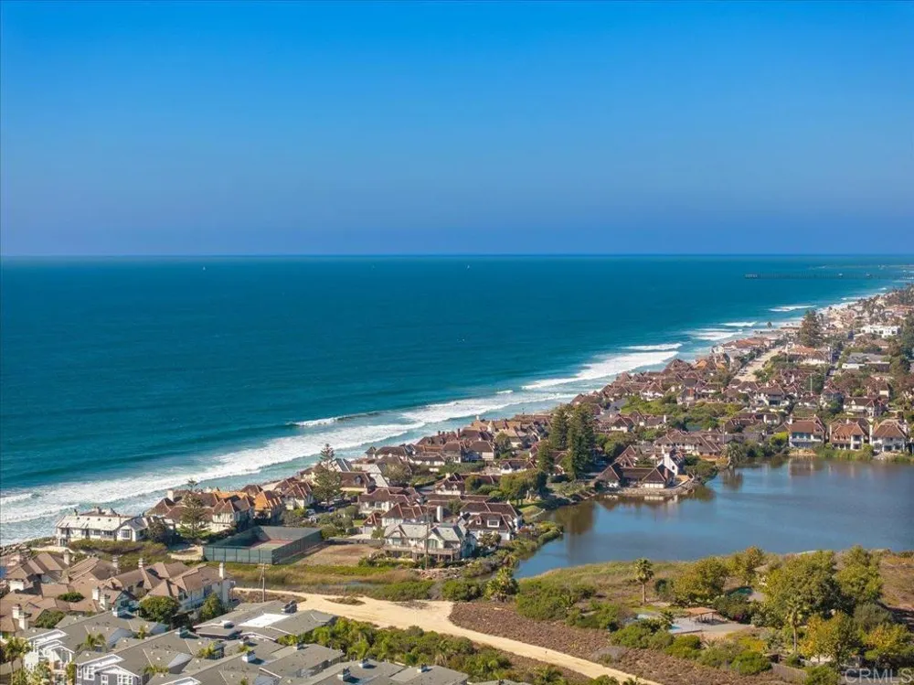 2511 State Street Carlsbad, CA 92008