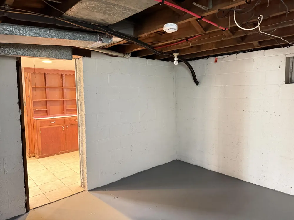 22864 Piper Avenue Eastpointe, MI 48021