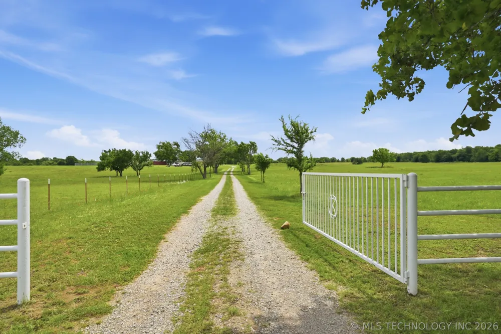 11964 NS 3590 Seminole, OK 74868