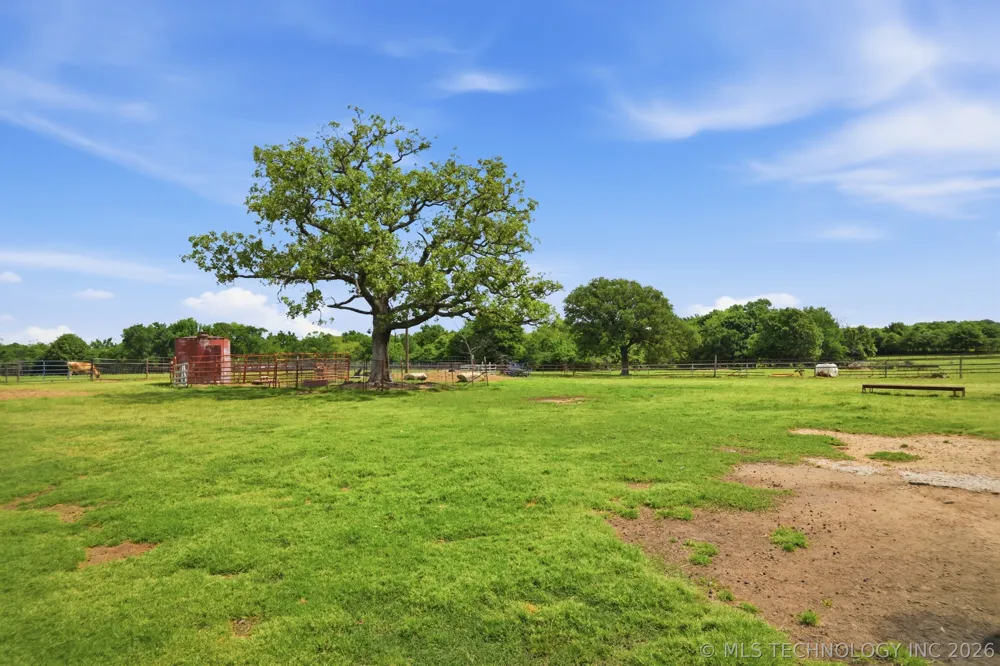 11964 NS 3590 Seminole, OK 74868