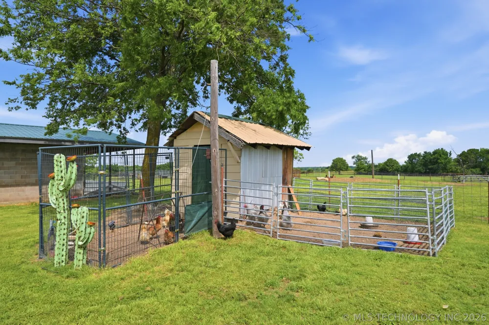 11964 NS 3590 Seminole, OK 74868