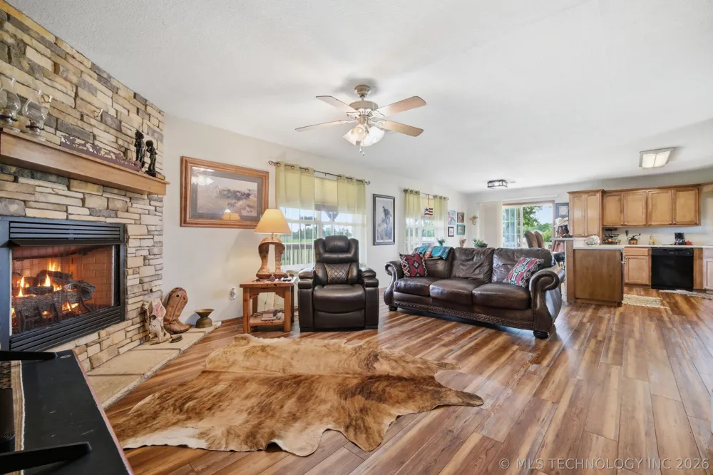 11964 NS 3590 Seminole, OK 74868