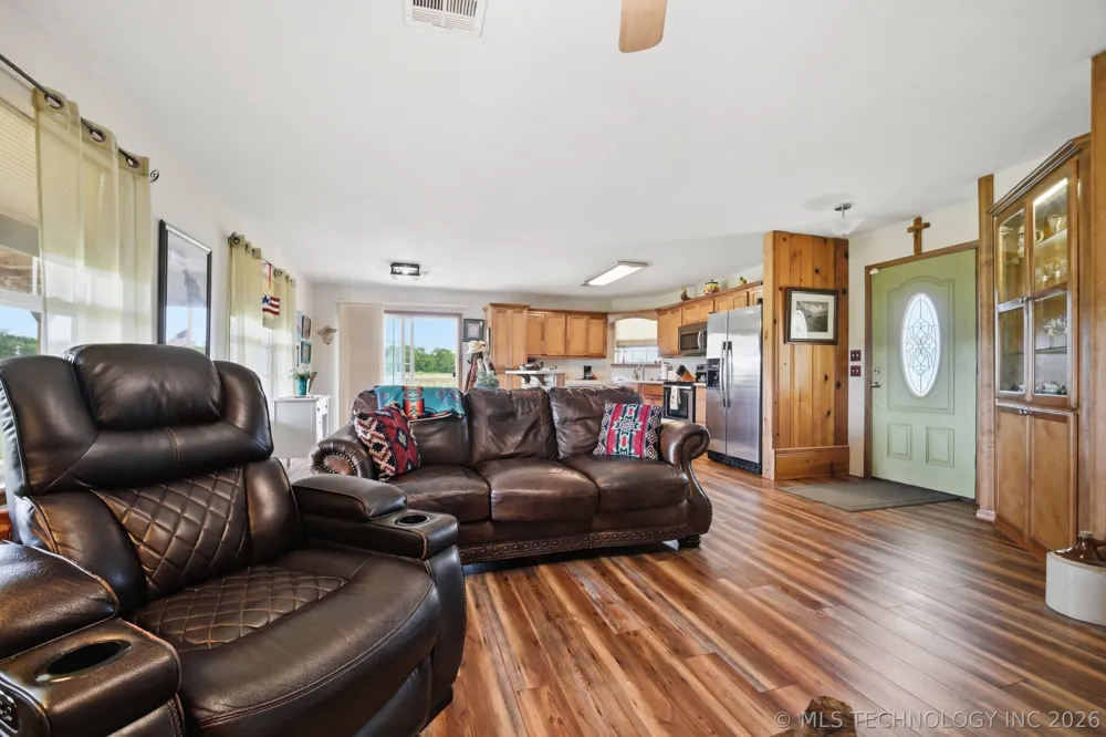 11964 NS 3590 Seminole, OK 74868