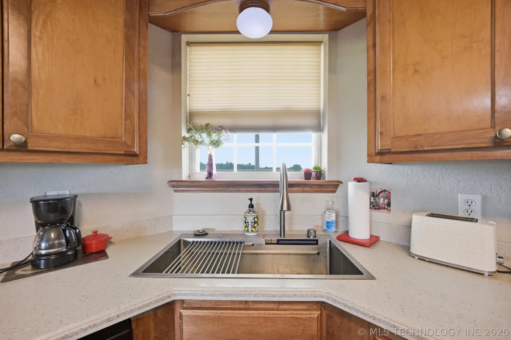 11964 NS 3590 Seminole, OK 74868