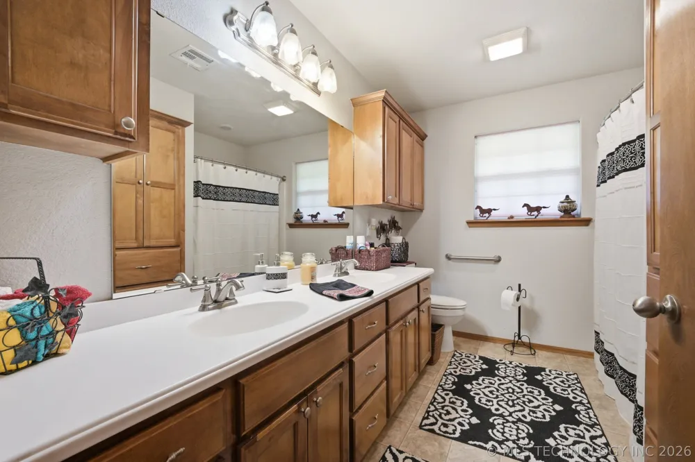 11964 NS 3590 Seminole, OK 74868