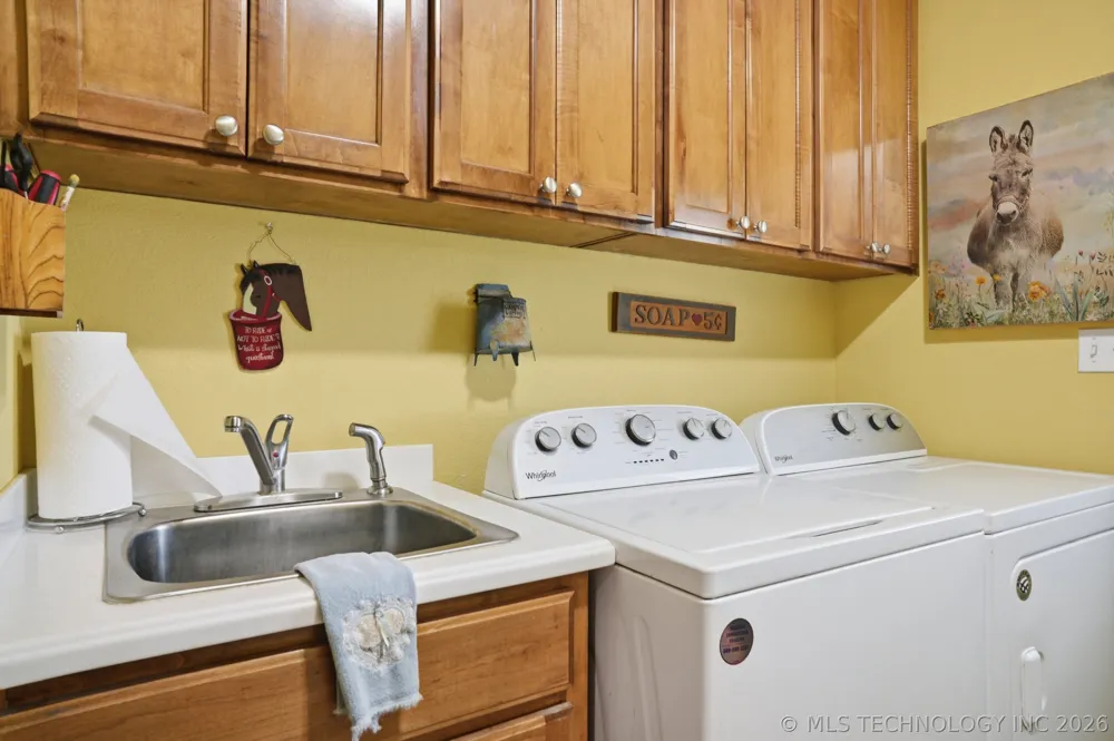 11964 NS 3590 Seminole, OK 74868