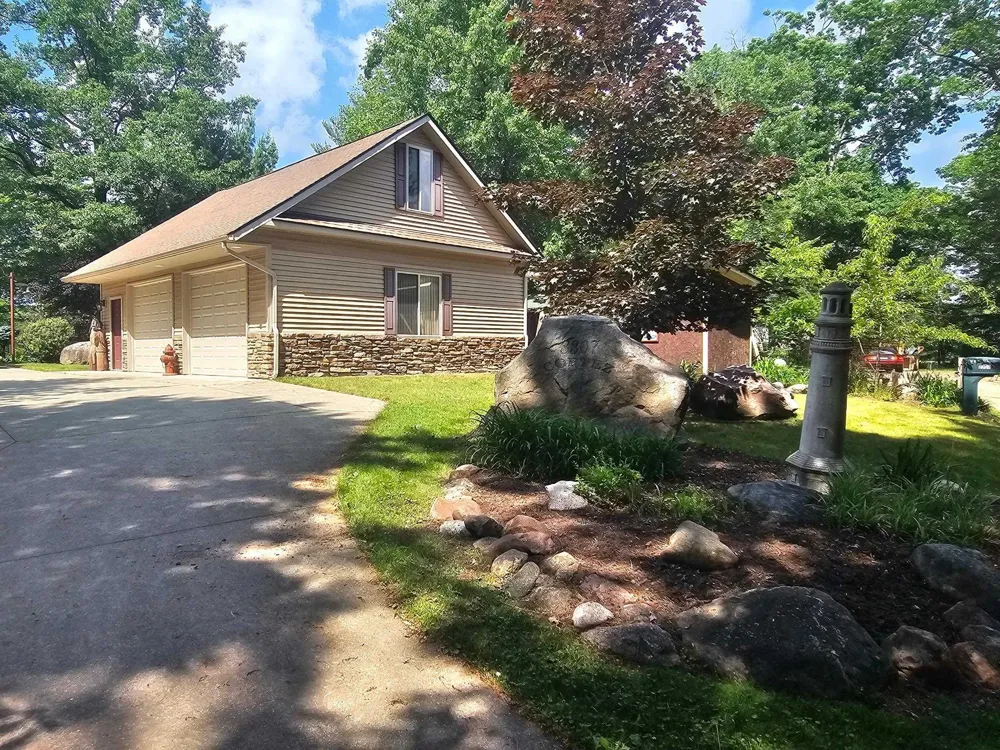 8307 Cortez Drive Garfield Township, MI 48632
