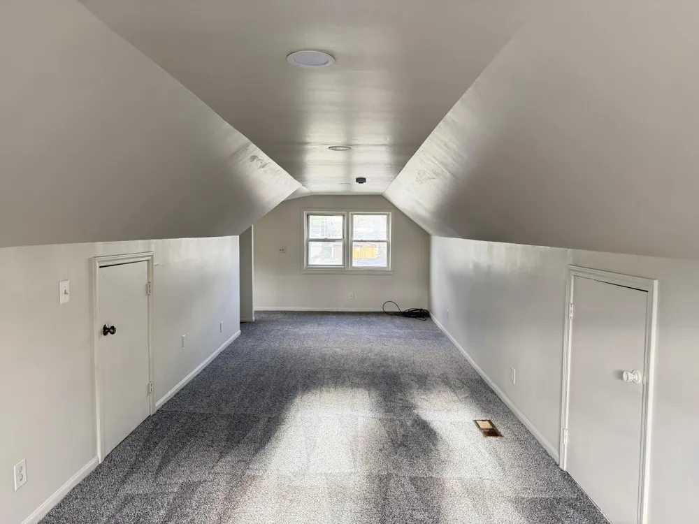 22864 Piper Avenue Eastpointe City, MI 48021
