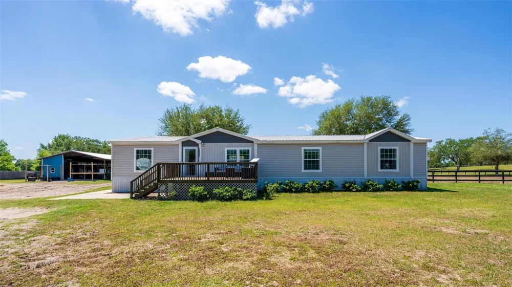 18350 SE 42ND PLACE Morriston, FL 32668