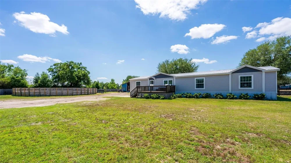 18350 SE 42ND PLACE Morriston, FL 32668