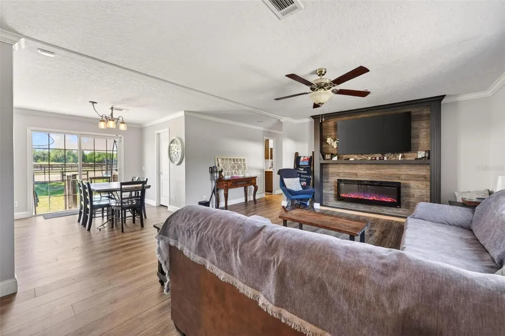 18350 SE 42ND PLACE Morriston, FL 32668