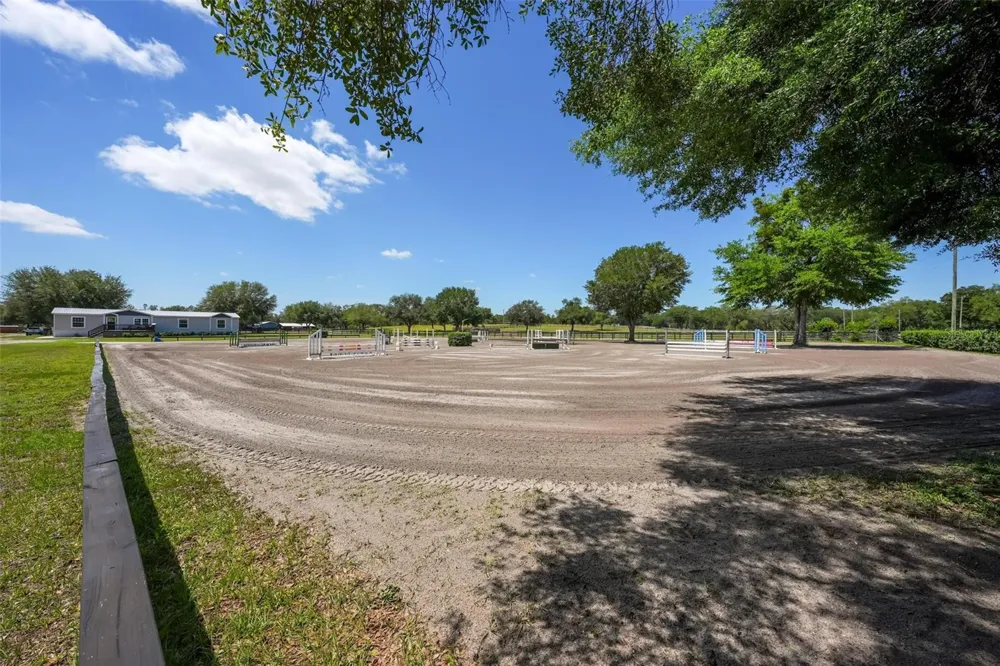 18350 SE 42ND PLACE Morriston, FL 32668