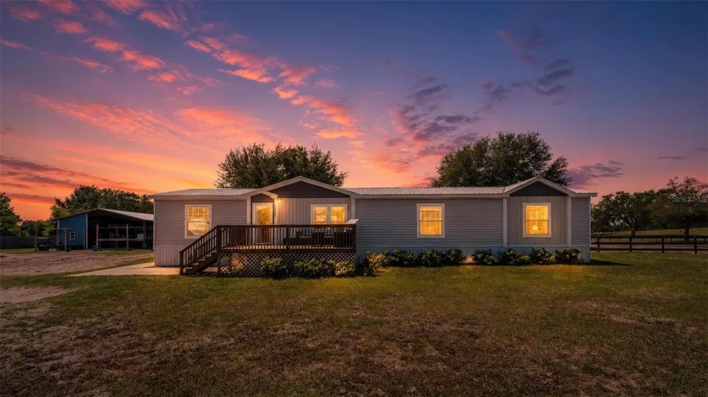 18350 SE 42ND PLACE Morriston, FL 32668