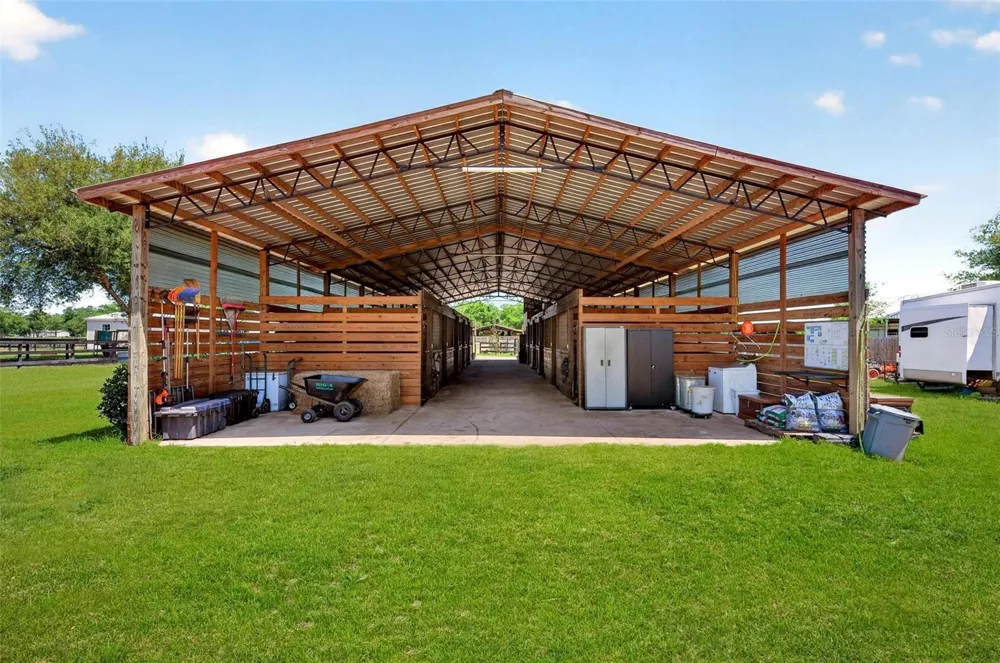 18350 SE 42ND PLACE Morriston, FL 32668