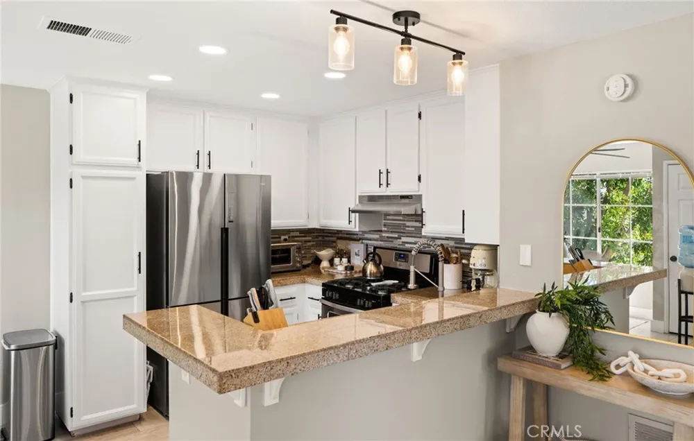 21256 Camelia Lake Forest, CA 92630