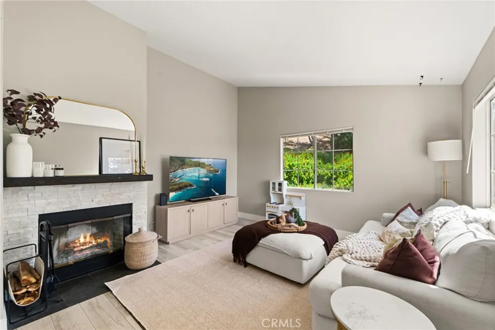 21256 Camelia Lake Forest, CA 92630