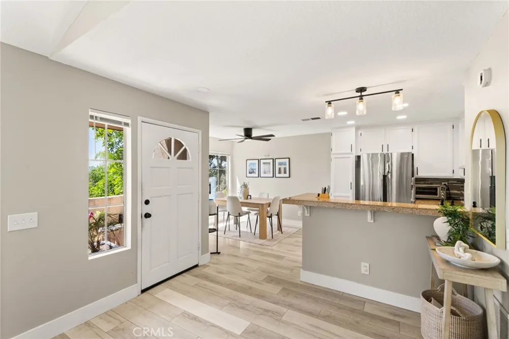 21256 Camelia Lake Forest, CA 92630