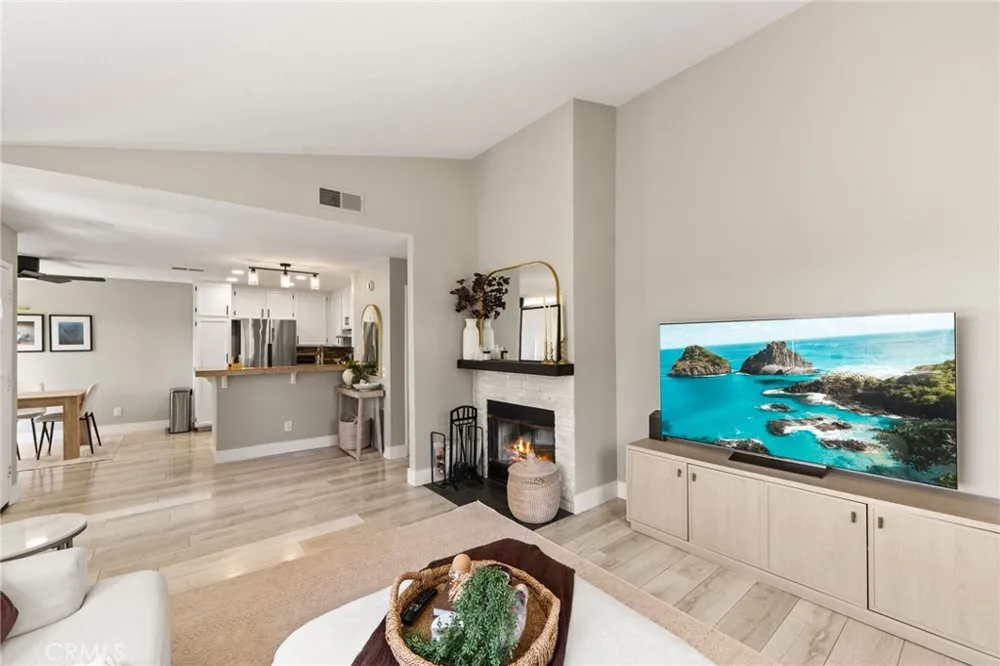 21256 Camelia Lake Forest, CA 92630