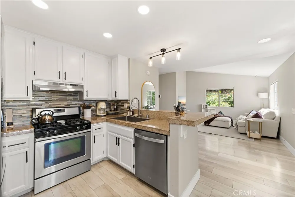 21256 Camelia Lake Forest, CA 92630