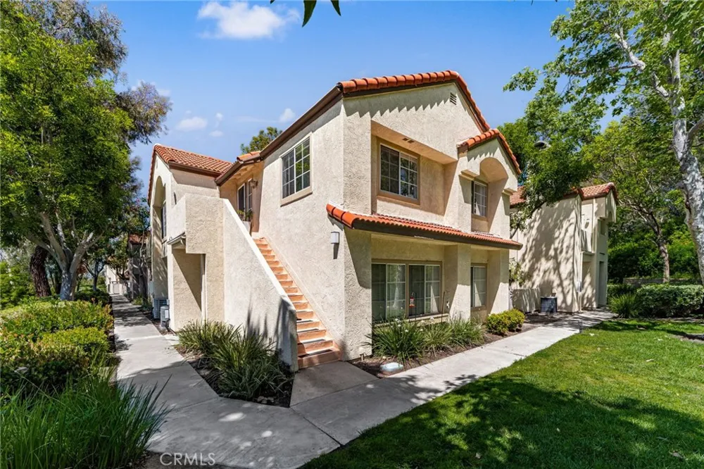 21256 Camelia Lake Forest, CA 92630
