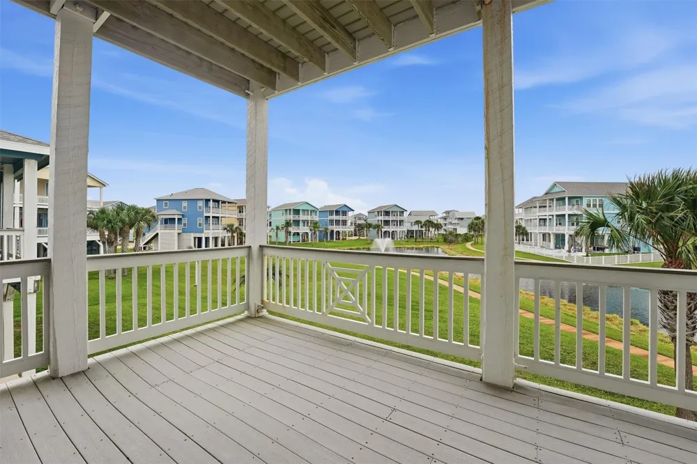 4130 King Rail Circle Galveston, TX 77554