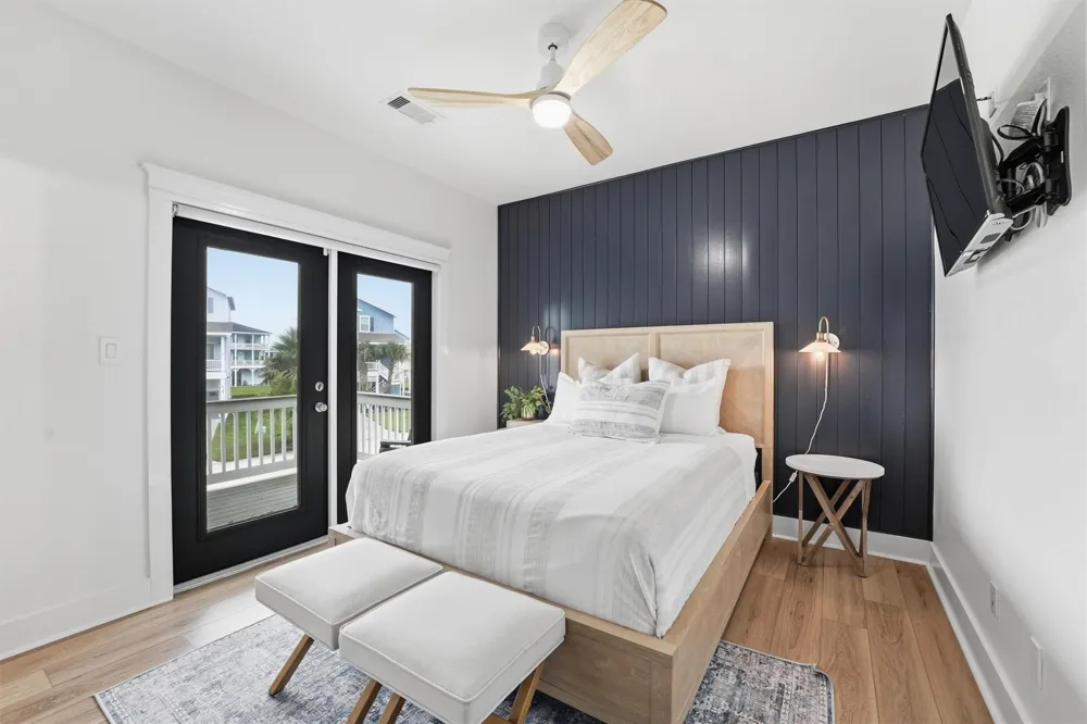 4130 King Rail Circle Galveston, TX 77554