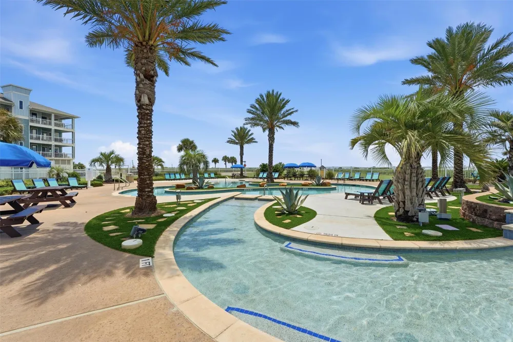4130 King Rail Circle Galveston, TX 77554
